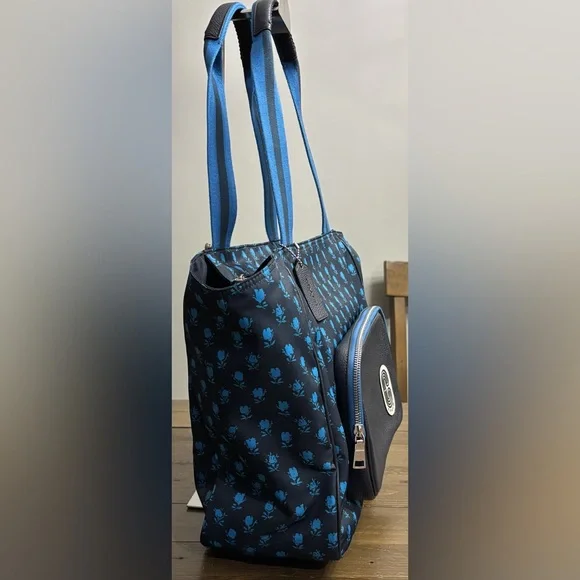 Coach Badlands Court Tote in Nylon and Refined Pebble Leather - Picture 3 of 12